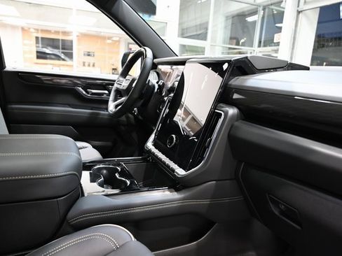 New 2026 GMC Yukon XL Elevation w/ Elevation Premium Package image 14