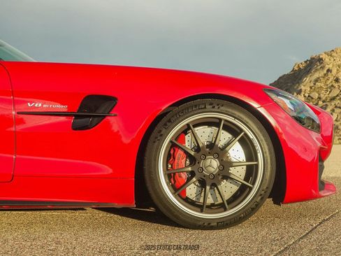 Used 2019 Mercedes-Benz AMG GT R image 11