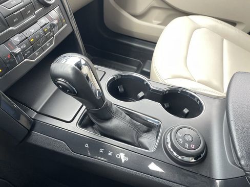 Used 2019 Ford Explorer XLT w/ Equipment Group 202A image 19