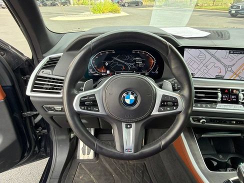 Used 2022 BMW X5 xDrive40i w/ M Sport Package AWD/4WD image 13