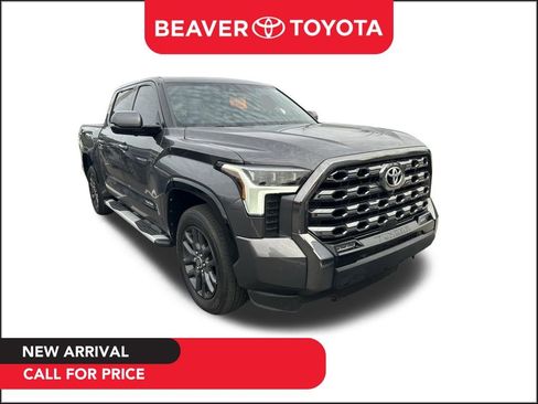 Used 2023 Toyota Tundra Platinum image 1