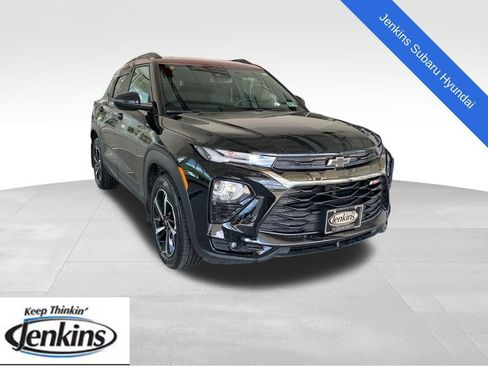 Used 2023 Chevrolet TrailBlazer RS w/ Sun and Liftgate Package image 1