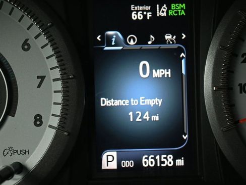 Certified 2019 Toyota Sienna SE w/ SE Preferred Package AWD/4WD image 16