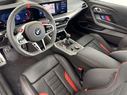 Used 2025 BMW M2 image 5