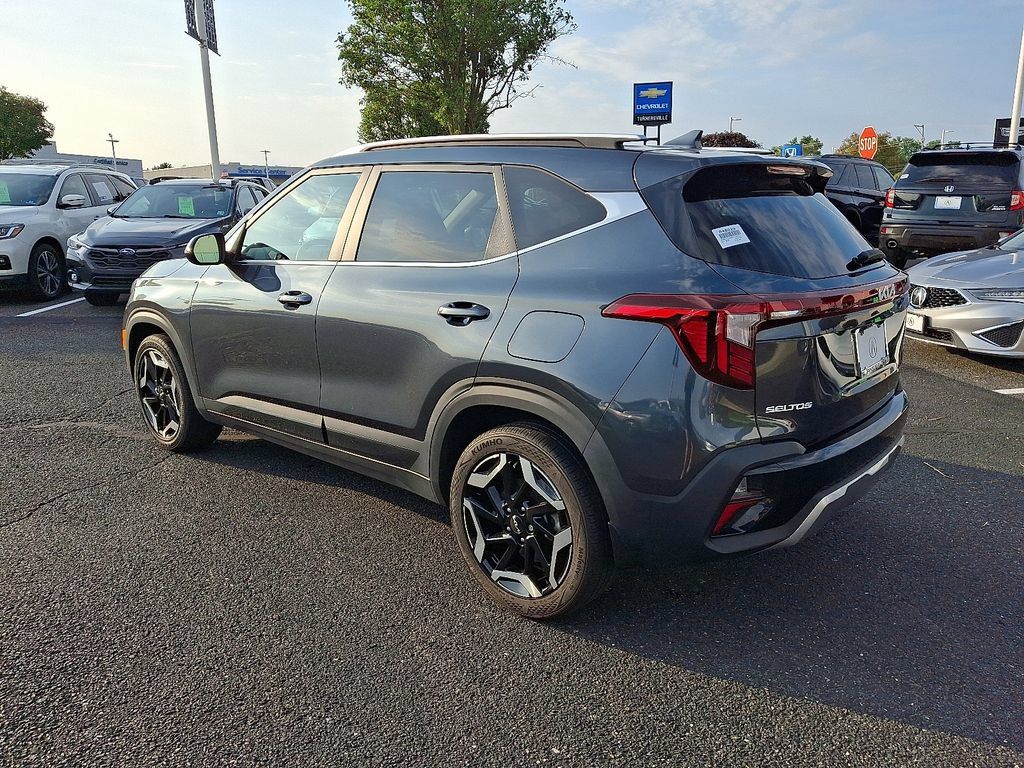 Used 2024 Kia Seltos SX AWD/4WD image 4