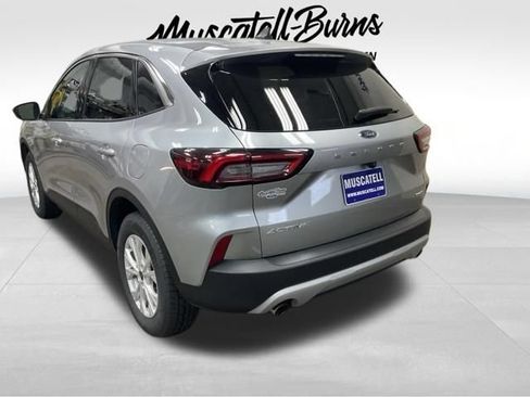 Used 2023 Ford Escape Active AWD/4WD image 3