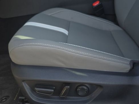 Used 2026 Toyota Camry SE w/ Convenience Package image 28