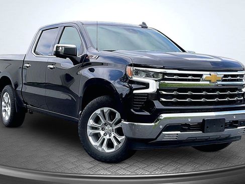 Used 2023 Chevrolet Silverado 1500 LTZ AWD/4WD image 13