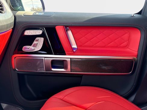Certified 2025 Mercedes-Benz G 63 AMG 4MATIC image 27
