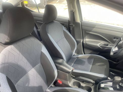 Used 2025 Nissan Versa SV FWD image 26