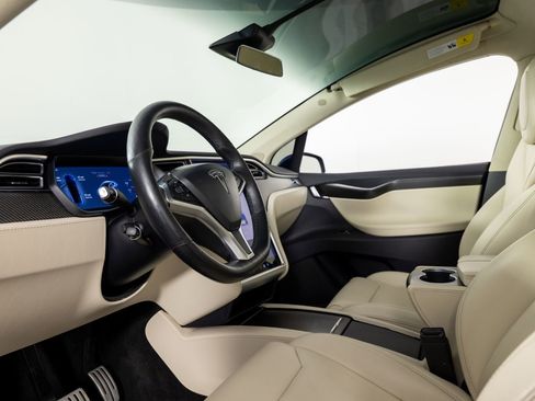 Used 2018 Tesla Model X P100D AWD/4WD image 13