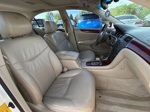 Used 2002 Lexus ES 330 FWD image 35