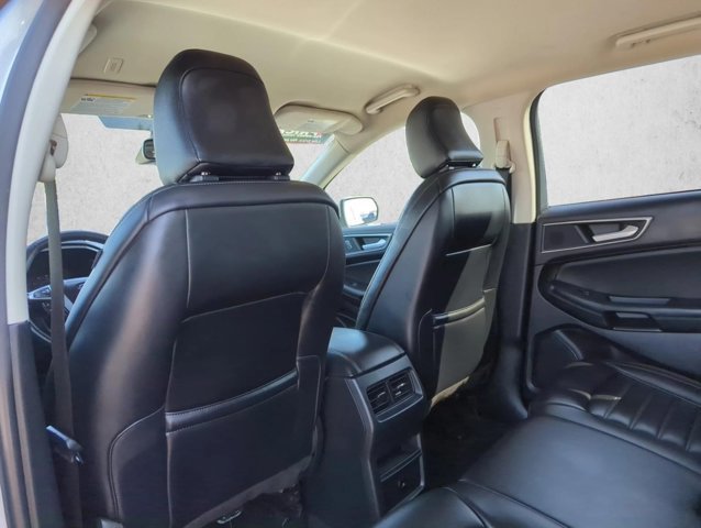 Used 2024 Ford Edge SEL AWD/4WD image 17