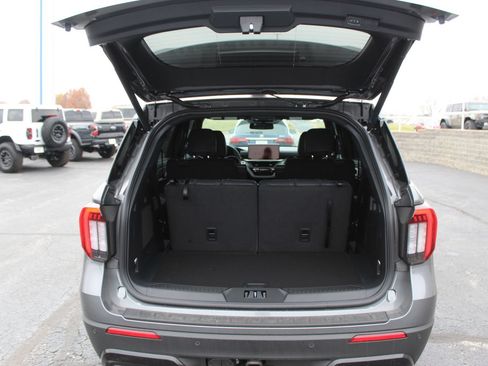 New 2026 Ford Explorer ST-Line w/ ST-Line Street Pack AWD/4WD image 14