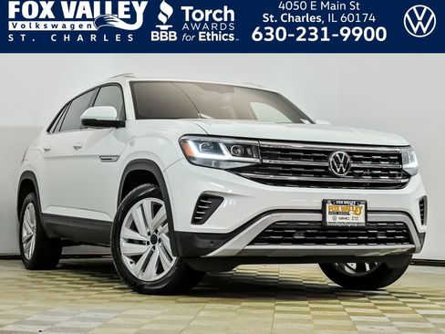 Used 2023 Volkswagen Atlas Cross Sport SE image 1