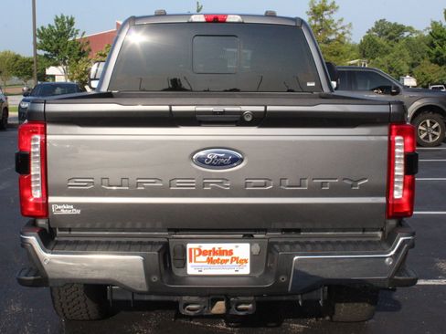 Used 2023 Ford F250 Lariat w/ Lariat Ultimate Package AWD/4WD image 7