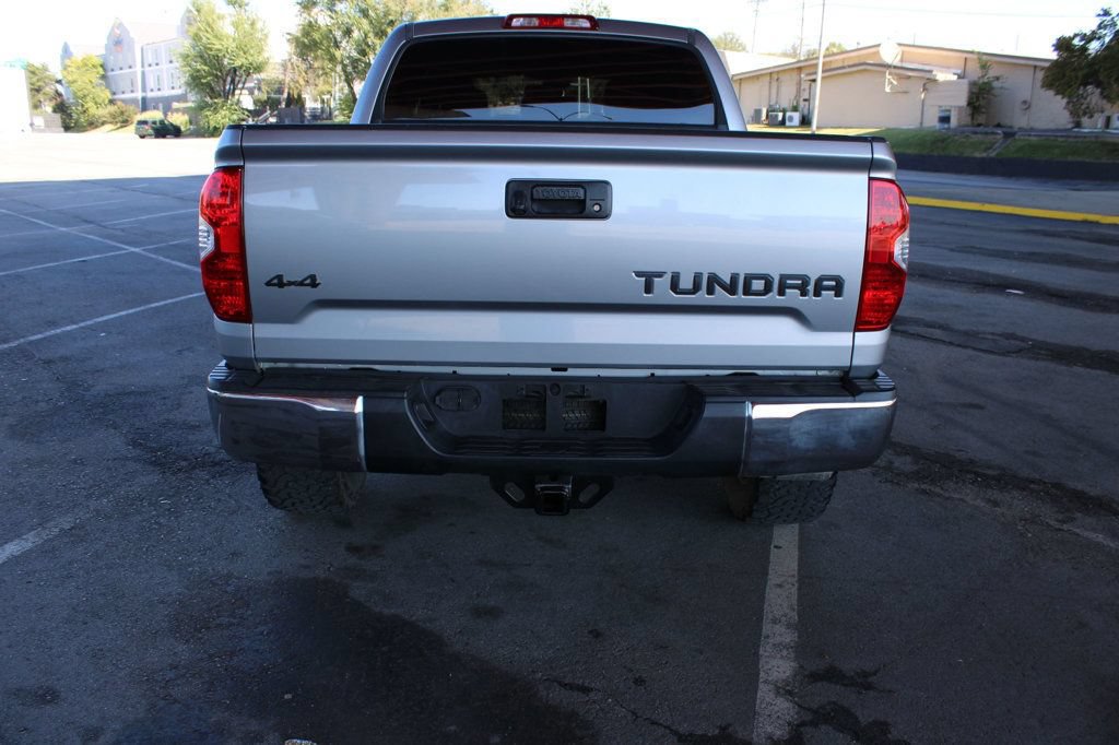 Used 2018 Toyota Tundra SR5 w/ SR5 Upgrade Package AWD/4WD image 7