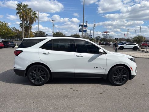 Used 2022 Chevrolet Equinox RS w/ RS Leather Package image 4