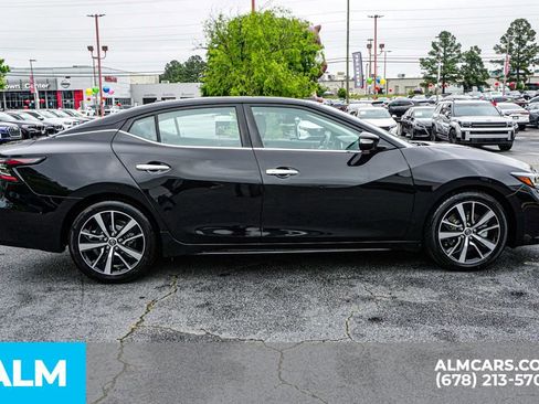 Used 2023 Nissan Maxima SV FWD image 9