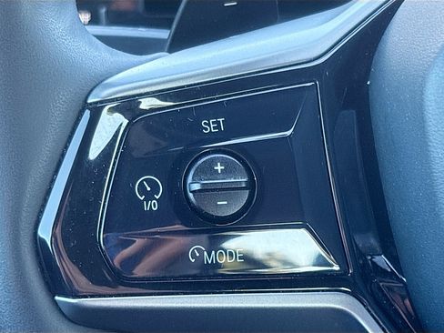 Used 2025 BMW 530i image 37