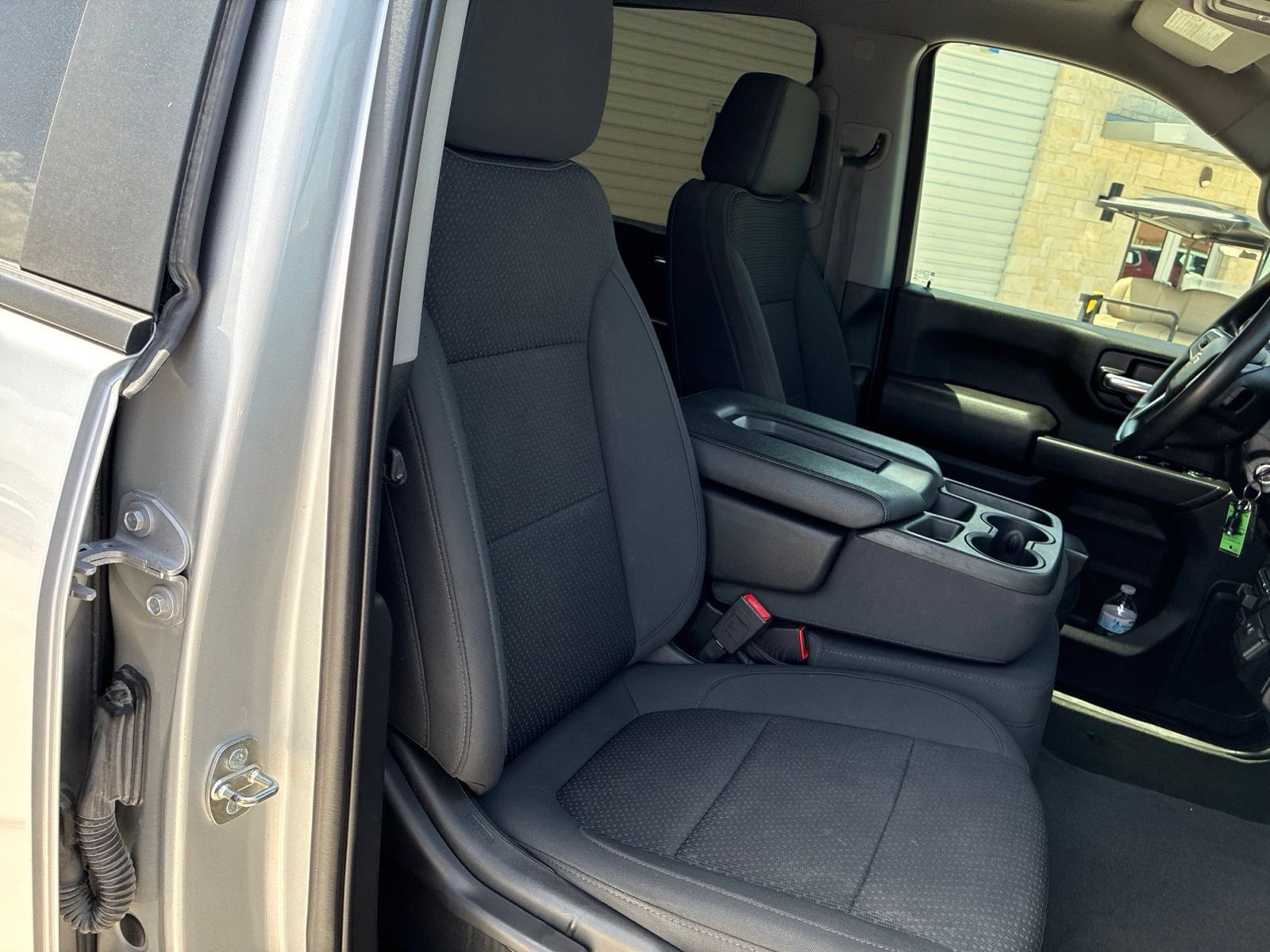 Used 2022 Chevrolet Silverado 2500 Custom w/ Custom Value Package AWD/4WD image 13