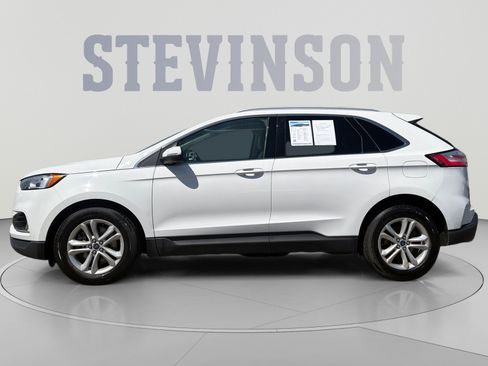 Used 2020 Ford Edge SEL w/ Convenience Package AWD/4WD image 2