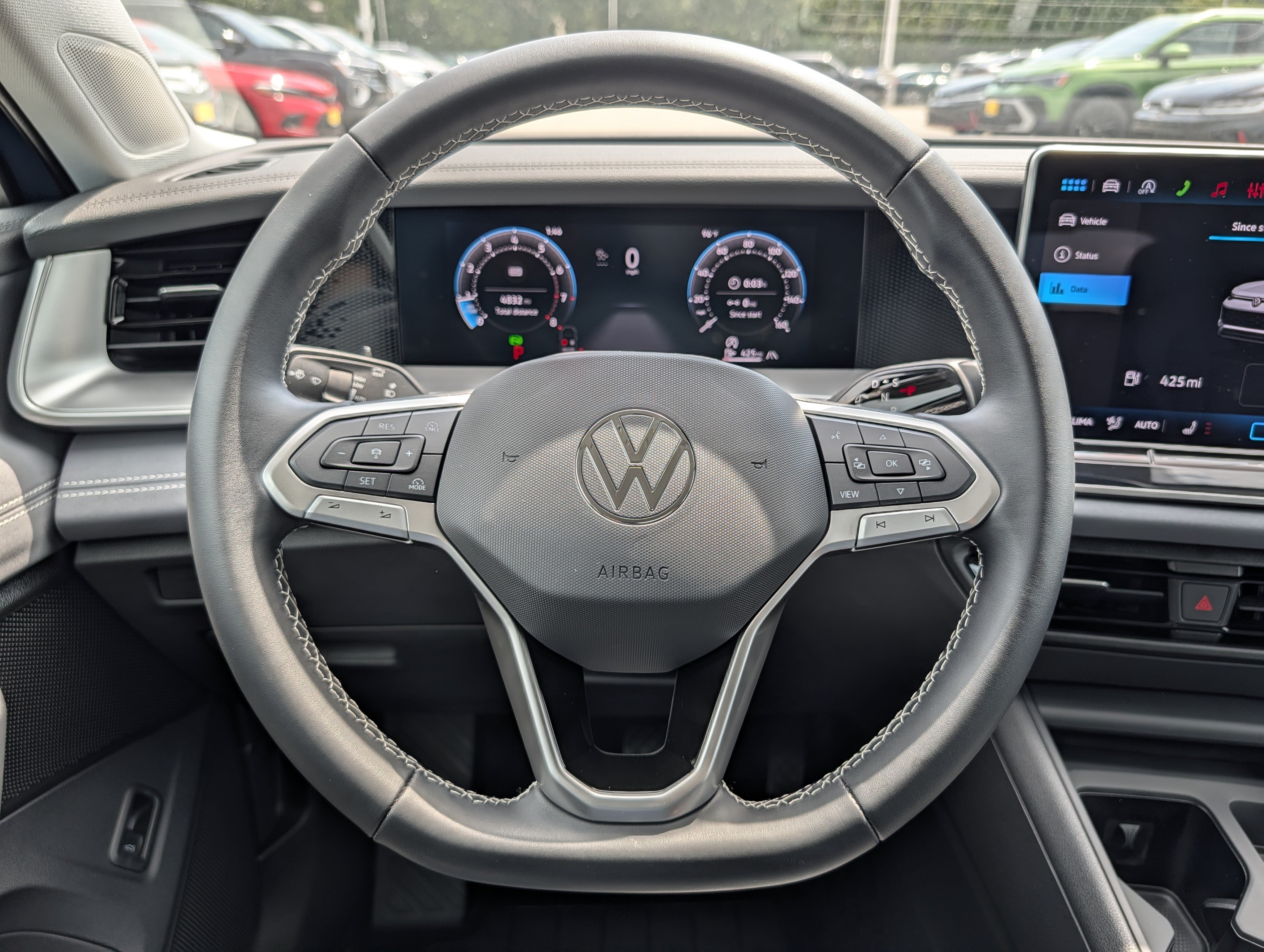 Used 2026 Volkswagen Tiguan SE AWD/4WD image 25