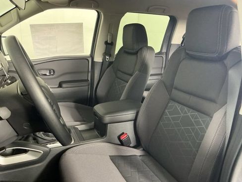 New 2026 Nissan Frontier SV w/ Tow Package AWD/4WD image 12
