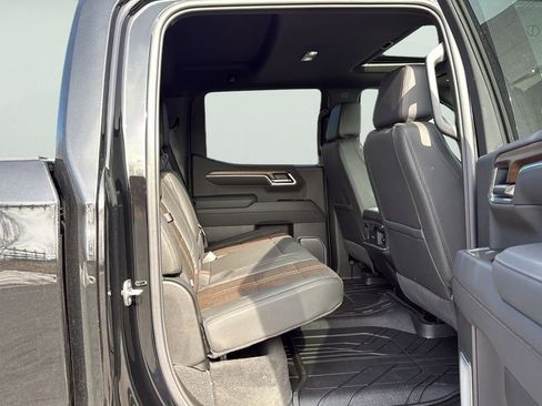 New 2026 Chevrolet Silverado 1500 High Country w/ High Country Premium Package AWD/4WD image 12