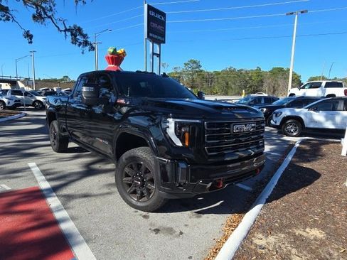 Used 2024 GMC Sierra 2500 AT4 w/ AT4 Premium Plus Package image 2