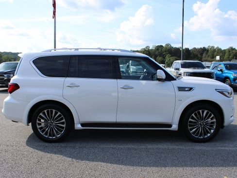 Used 2019 INFINITI QX80 Luxe w/ 22" Wheel Package RWD image 5