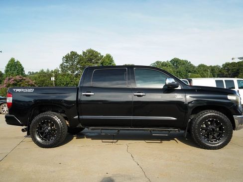 Used 2017 Toyota Tundra Platinum AWD/4WD image 3