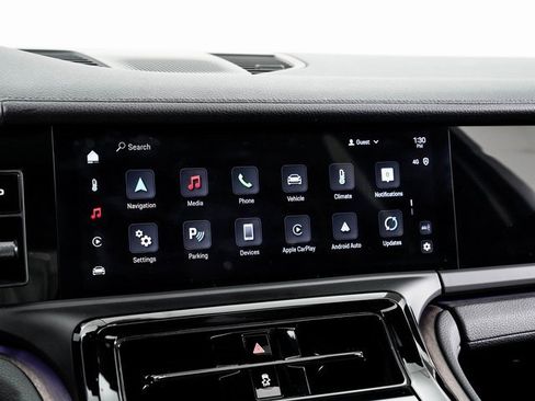 Used 2025 Porsche Panamera 4 image 19