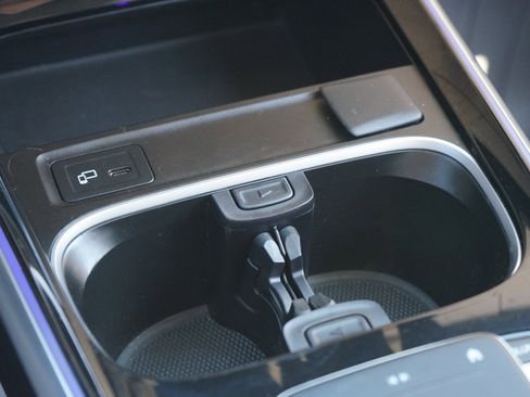 Used 2023 Mercedes-Benz GLB 250 AWD 250 4MATIC image 20