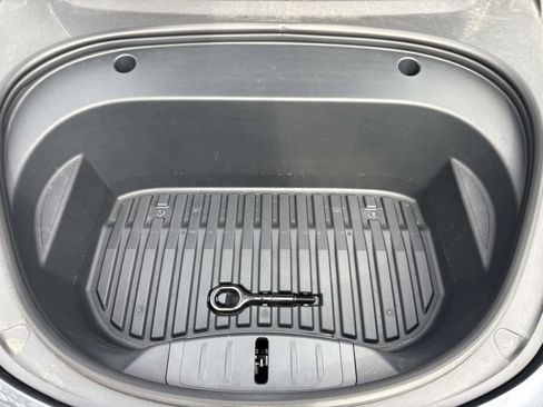 Used 2023 Tesla Model 3 Standard Range RWD image 13