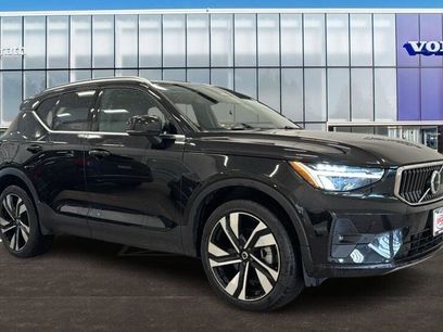Certified 2025 Volvo XC40 B5 Plus