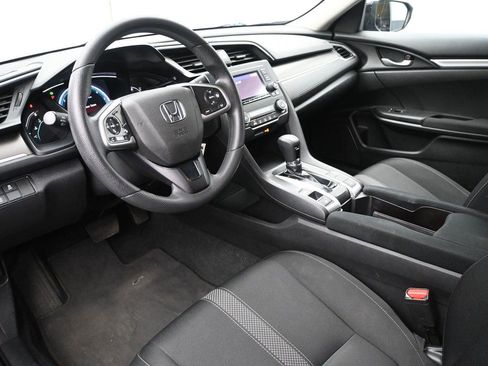 Used 2019 Honda Civic LX image 2