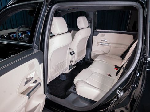 New 2026 Mercedes-Benz GLB 250 4MATIC image 24
