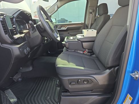 New 2025 Chevrolet Silverado 1500 LT w/ Convenience Package II image 12