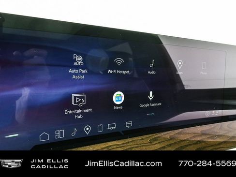 Certified 2025 Cadillac Escalade ESV Sport Platinum w/ LPO, ONYX Package image 13