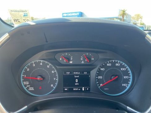 Used 2018 Chevrolet Equinox LT image 21