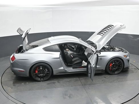 Used 2022 Ford Mustang Shelby GT500 w/ Technology Package image 53