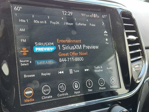 Used 2020 Jeep Grand Cherokee Limited AWD/4WD image 25