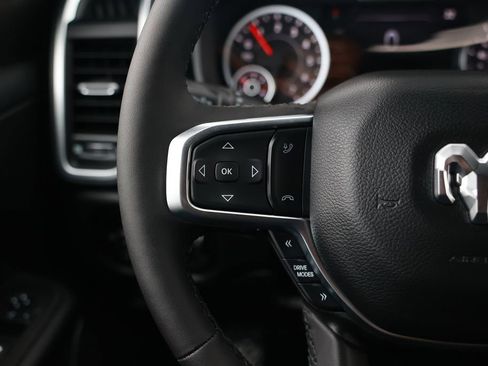 New 2026 RAM 1500 4x4 Crew Cab image 17