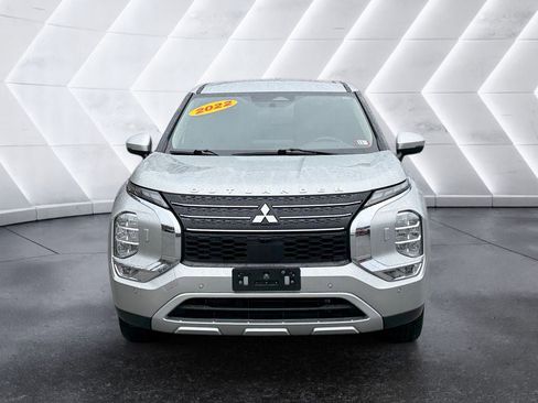 Used 2022 Mitsubishi Outlander SE image 9