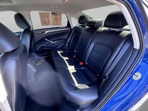 Used 2017 Volkswagen Passat 1.8T SE w/ SE Lighting Package FWD image 26