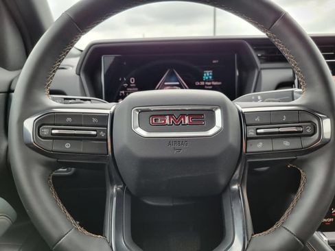 Used 2026 GMC Terrain AT4 w/ Convenience Package III AWD/4WD image 15