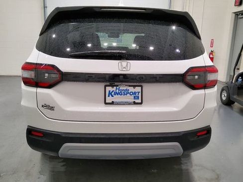 Certified 2024 Honda Pilot EX-L image 13
