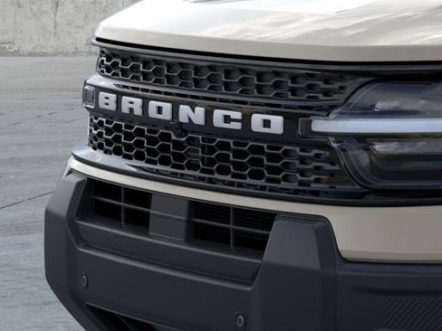 New 2025 Ford Bronco Sport Outer Banks w/ Outer Banks Tech Package+ AWD/4WD image 17