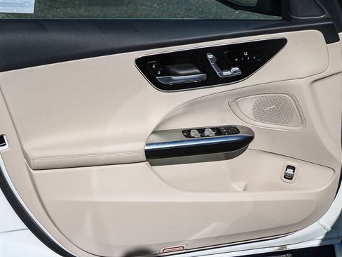 Certified 2025 Mercedes-Benz C 300 4MATIC Sedan image 16